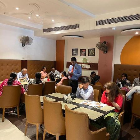 ניו דלהי Hotel Aero Star Near Delhi Airport מראה חיצוני תמונה