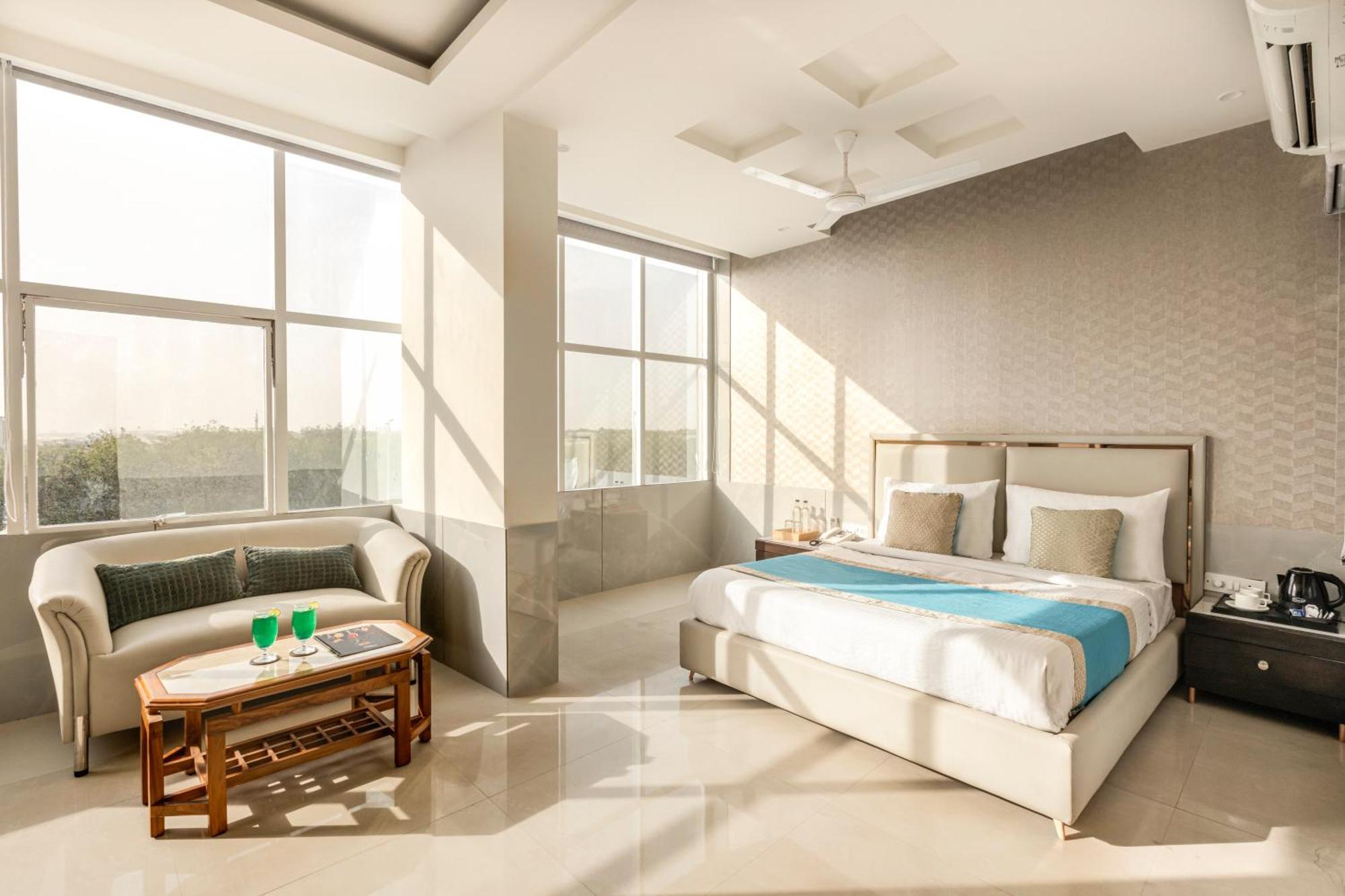 ניו דלהי Hotel Aero Star Near Delhi Airport מראה חיצוני תמונה