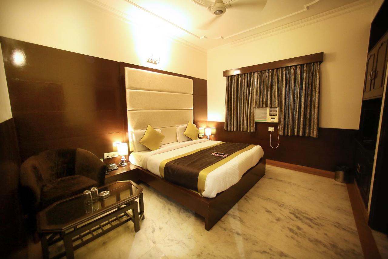 ניו דלהי Hotel Aero Star Near Delhi Airport מראה חיצוני תמונה