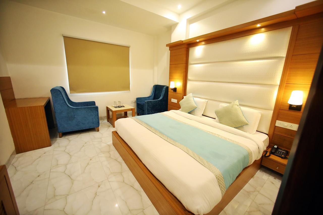 ניו דלהי Hotel Aero Star Near Delhi Airport מראה חיצוני תמונה
