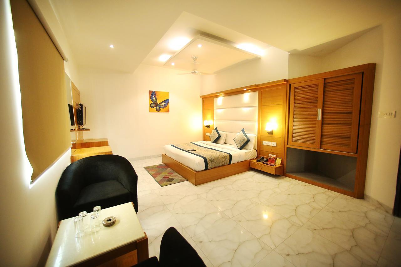 ניו דלהי Hotel Aero Star Near Delhi Airport מראה חיצוני תמונה