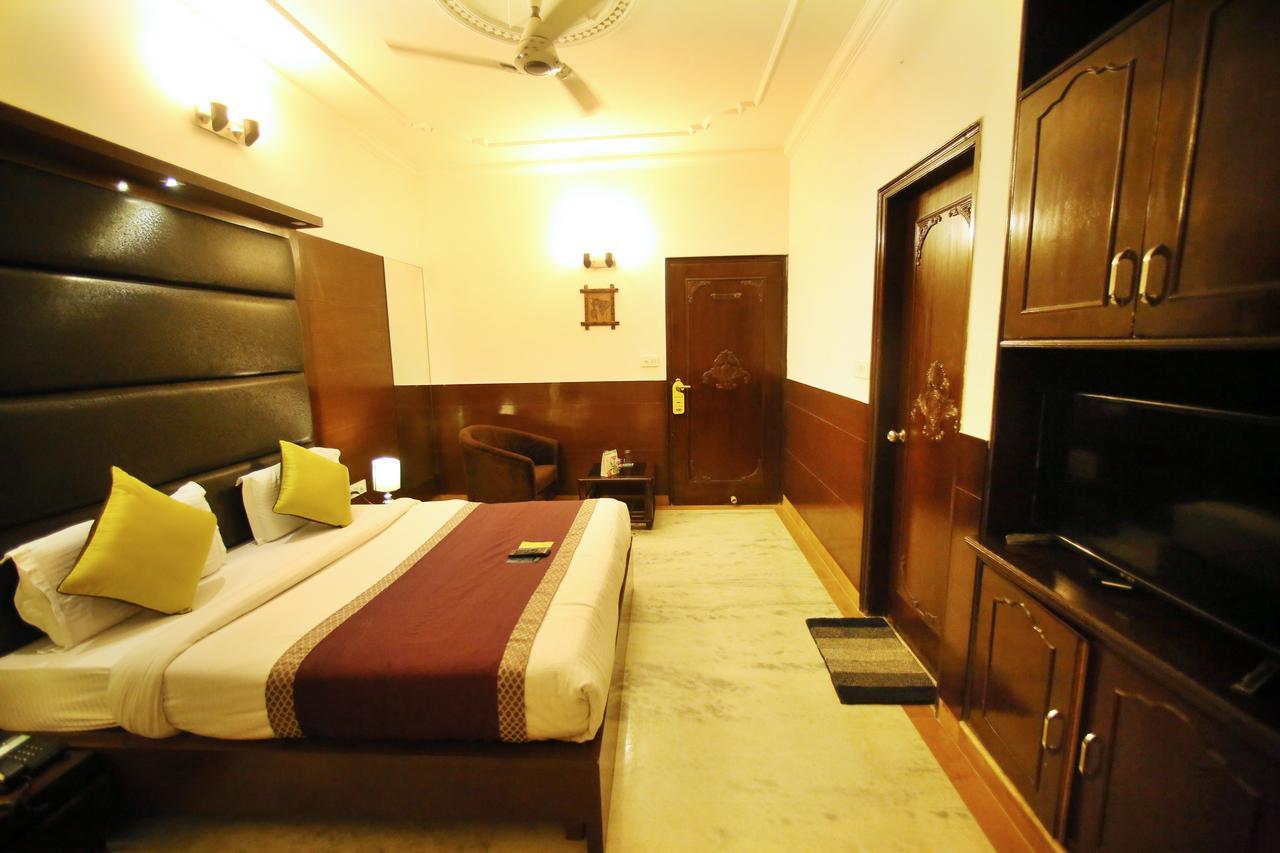 ניו דלהי Hotel Aero Star Near Delhi Airport מראה חיצוני תמונה