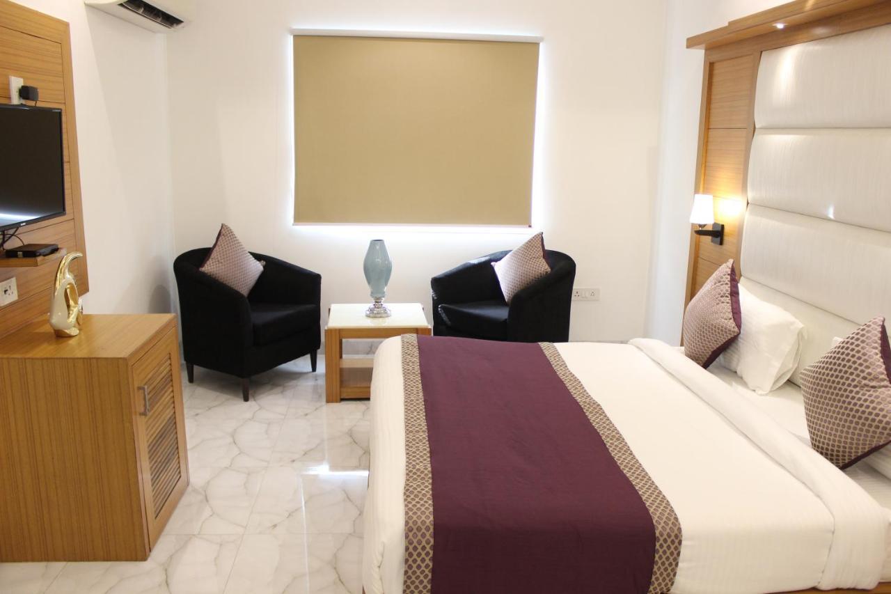 ניו דלהי Hotel Aero Star Near Delhi Airport מראה חיצוני תמונה