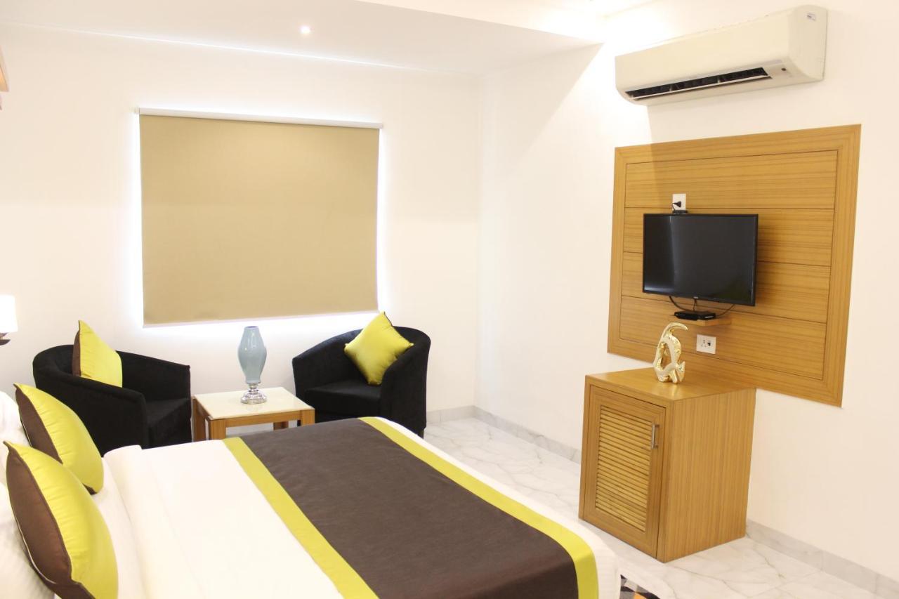 ניו דלהי Hotel Aero Star Near Delhi Airport מראה חיצוני תמונה