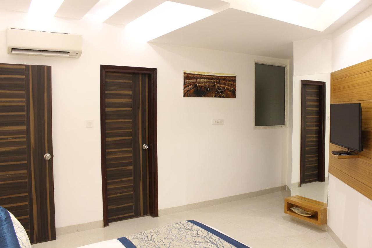 ניו דלהי Hotel Aero Star Near Delhi Airport מראה חיצוני תמונה