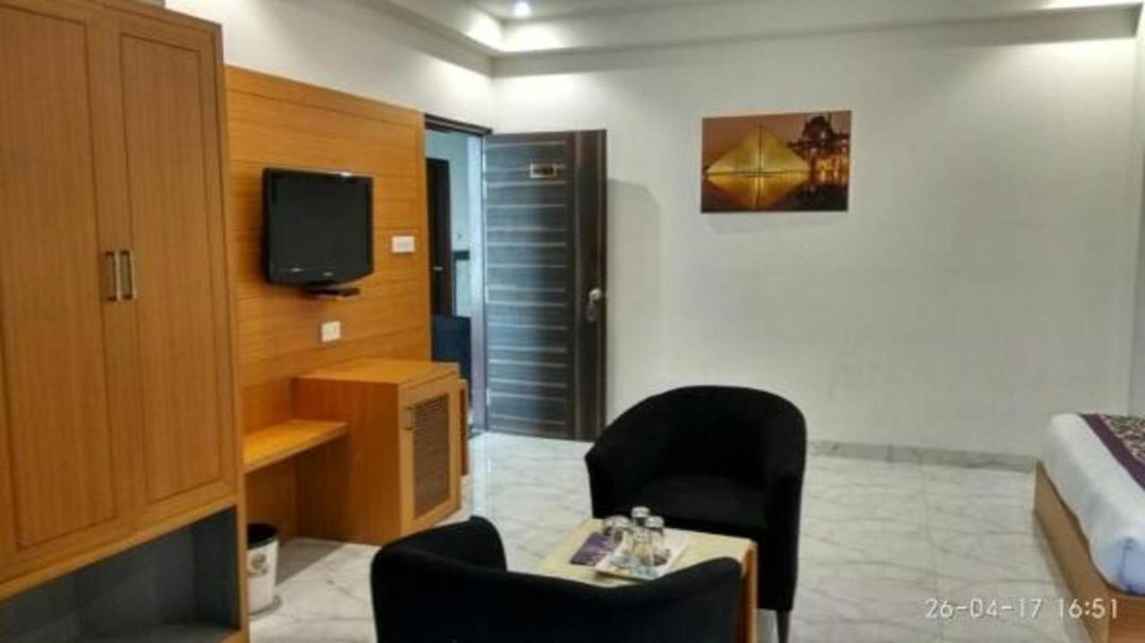 ניו דלהי Hotel Aero Star Near Delhi Airport מראה חיצוני תמונה